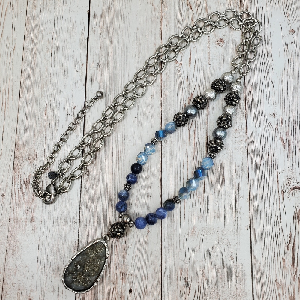 PreLoved Long Necklace - Beautiful - Adjustable - Picture 2 of 10